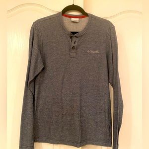 Men’s long sleeve comfortable shirt by Columbia